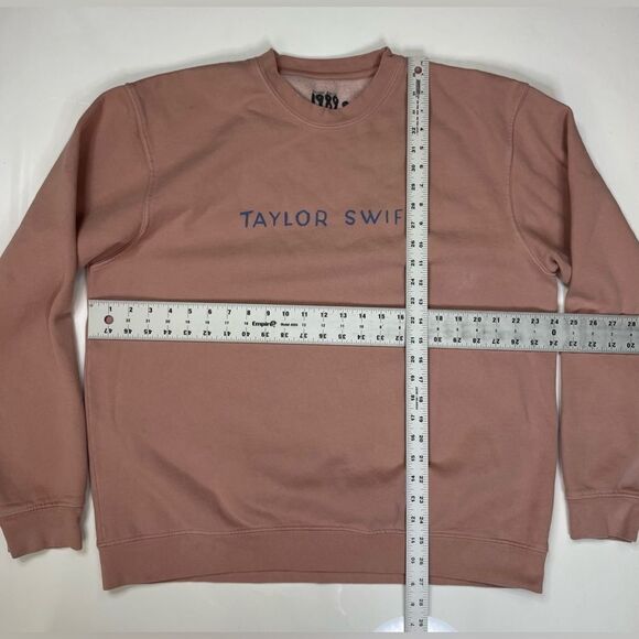 Taylor Swift 1989 Taylor’s Version Graphic Sweatshirt Women XXL Pink Music - Picture 9 of 9